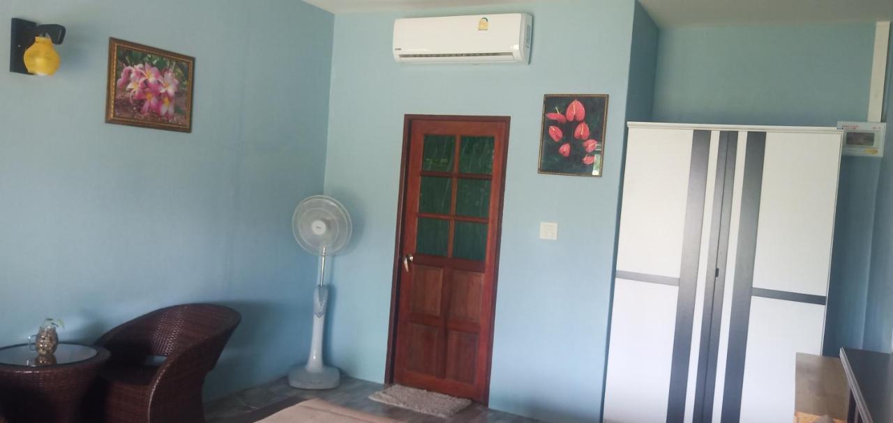 Kohjum Freedom Resort Koh Jum Zewnętrze zdjęcie