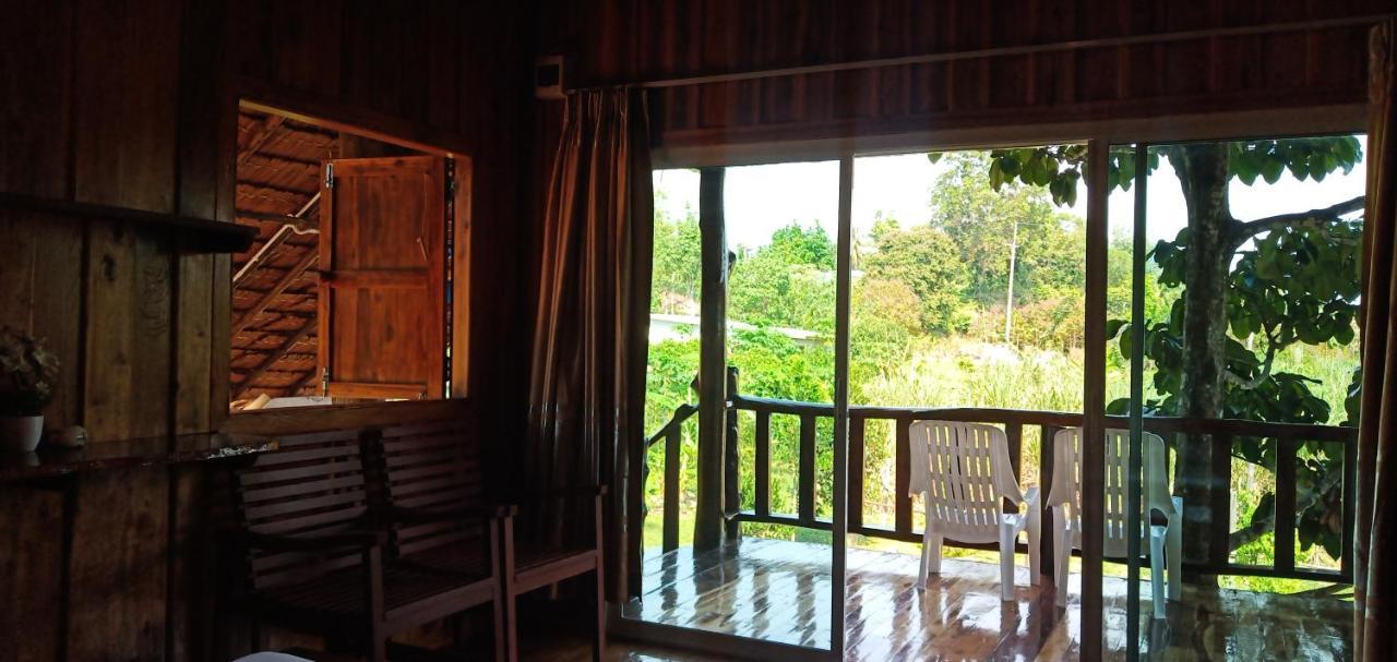 Kohjum Freedom Resort Koh Jum Zewnętrze zdjęcie