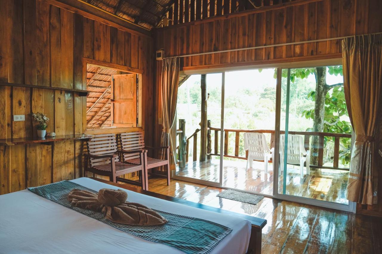 Kohjum Freedom Resort Koh Jum Zewnętrze zdjęcie