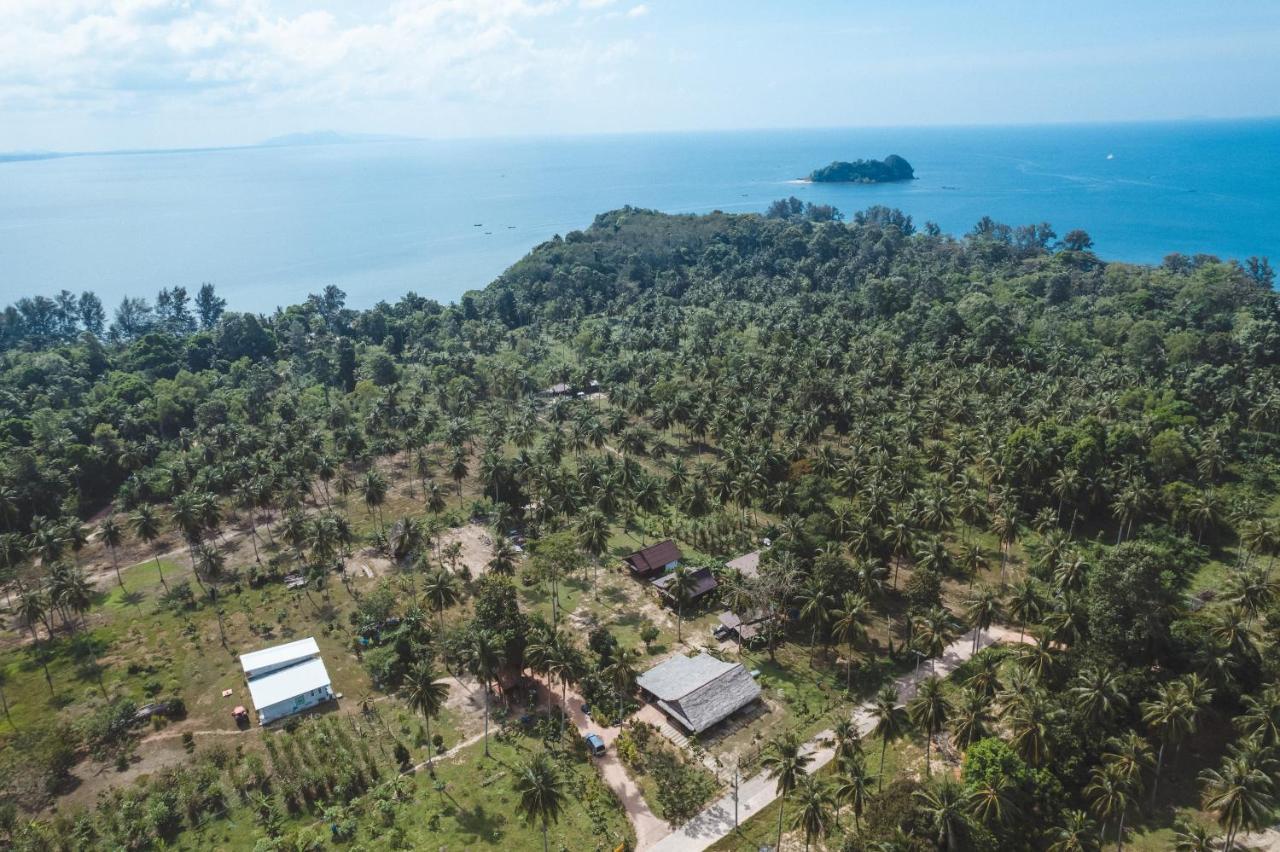 Kohjum Freedom Resort Koh Jum Zewnętrze zdjęcie