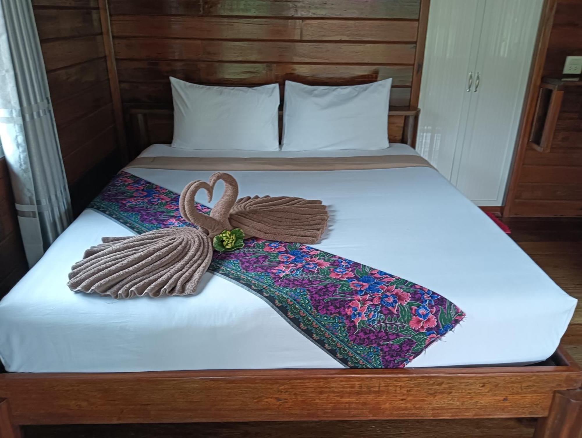 Kohjum Freedom Resort Koh Jum Zewnętrze zdjęcie