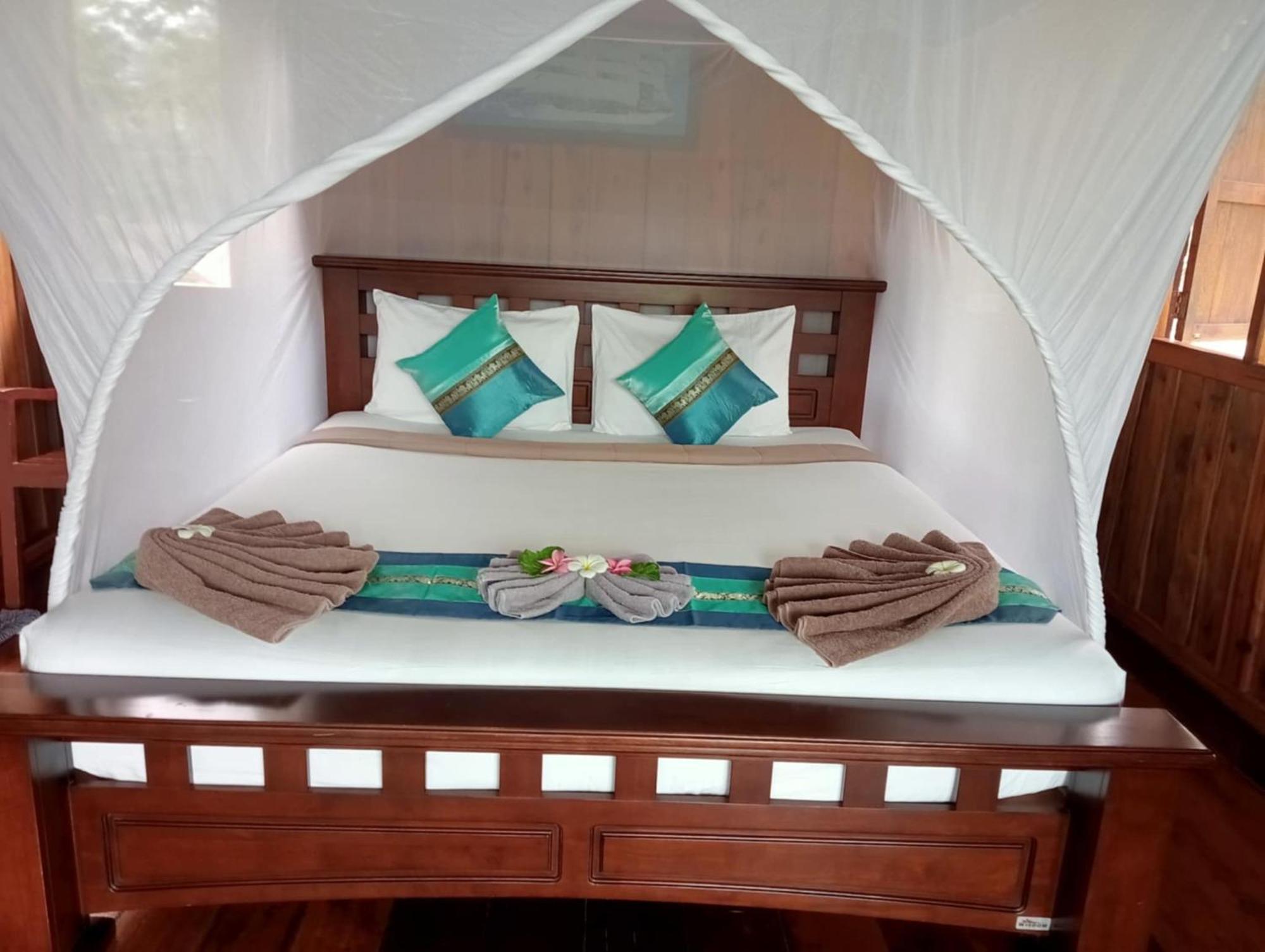 Kohjum Freedom Resort Koh Jum Zewnętrze zdjęcie