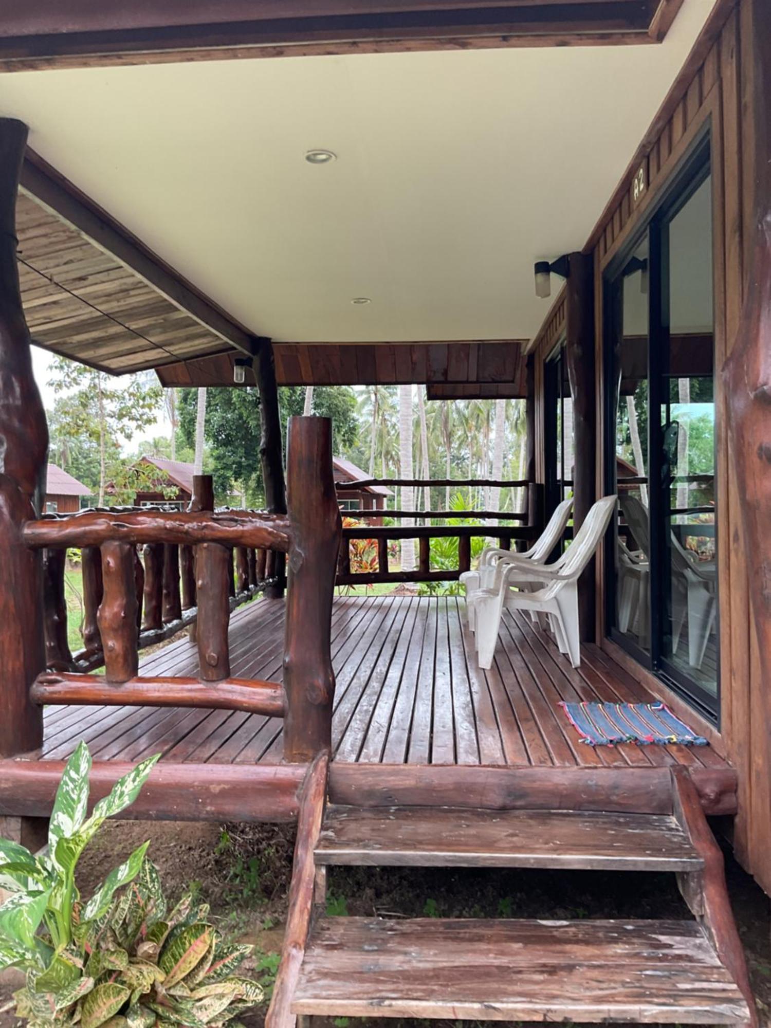 Kohjum Freedom Resort Koh Jum Zewnętrze zdjęcie